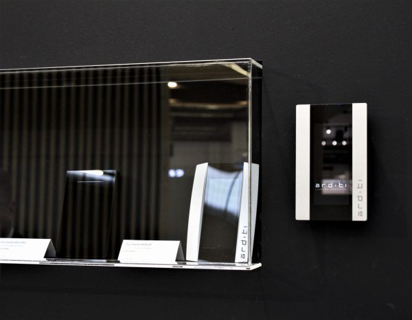 Wall touch panel | ARCA | Network Casambi C02/humidity Wall touch panel | ARCA | Network Casambi C02/humidity