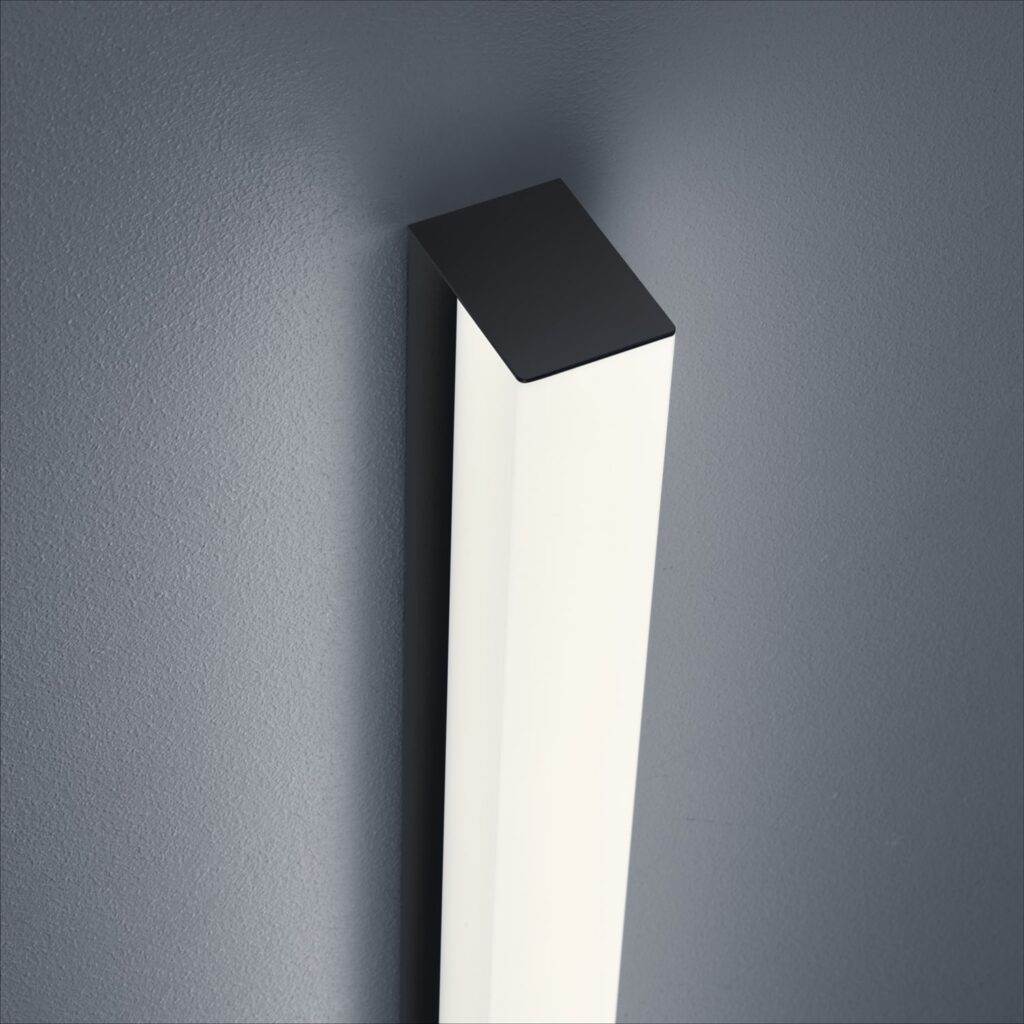 KITEO ONE LED wall light IP44 chrom