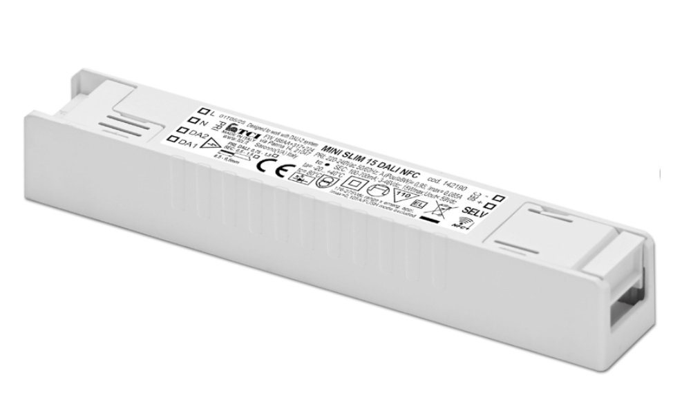 142190 MINI SLIM 15 DALI NFC 