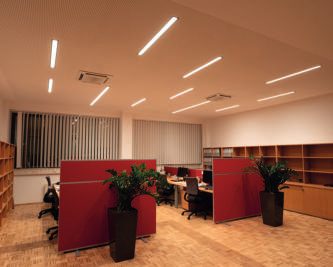 KITEO K-Horizon PI-LED Recessed Luminaire 32W 3,150–3,500 lm