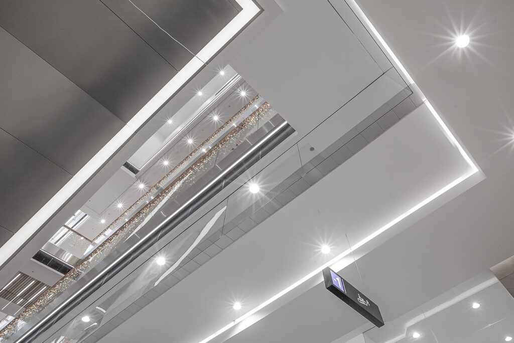 K-SPOT UGR Recessed Luminaire PI-LED 12W 880lm UGR