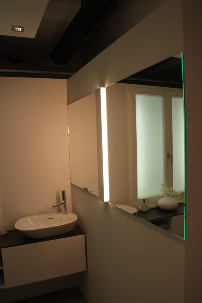 IMG_0192-683x1024.jpg K-Moenia Wall Light by KITEO – 2,240 lm, 3000K, IP20
